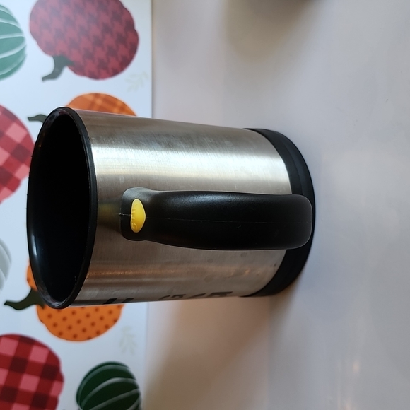 Self Stirring Mug - Picture 3 of 8